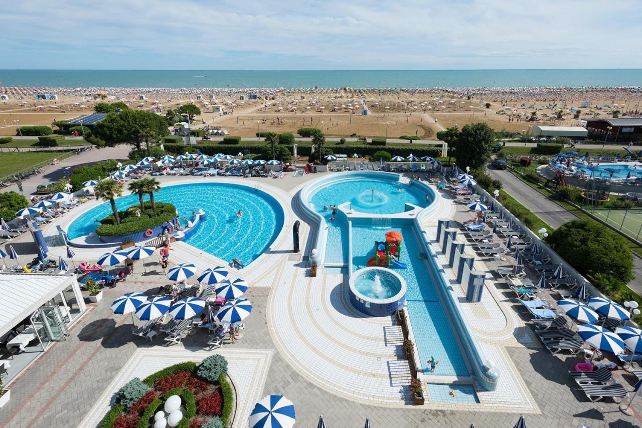 Aparthotel Imperial Bibione Exterior foto